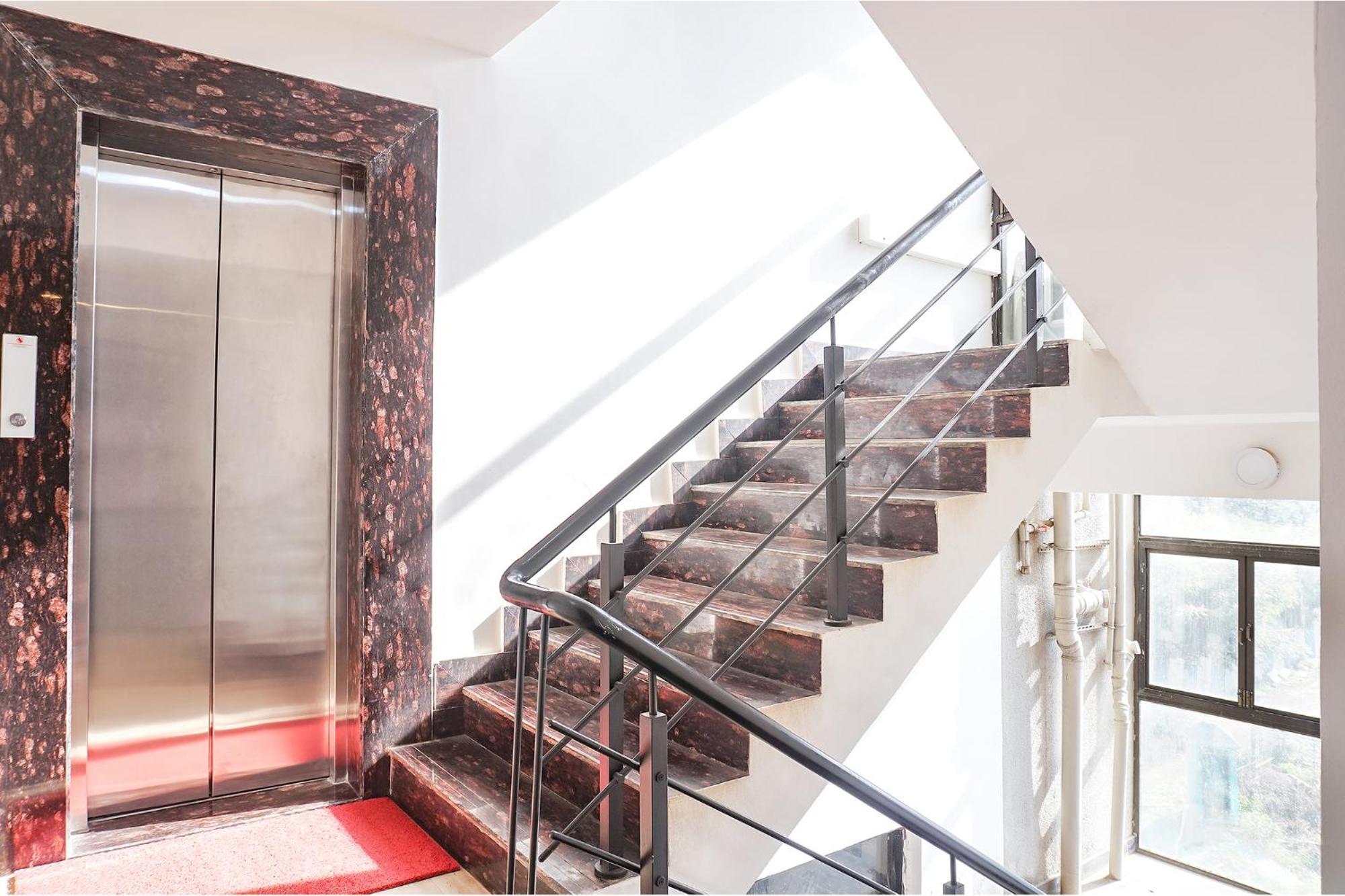 פונה Fabhotel Atithi Regency מראה חיצוני תמונה