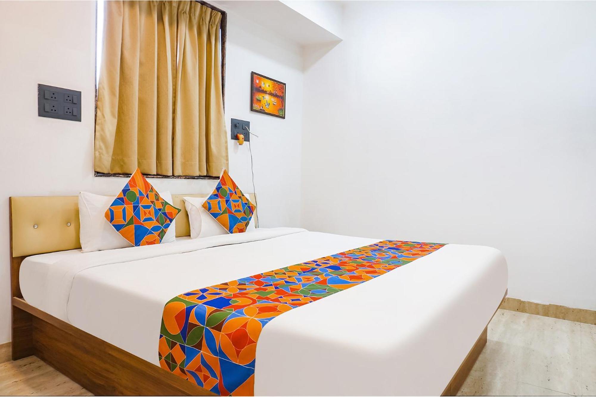 פונה Fabhotel Atithi Regency מראה חיצוני תמונה